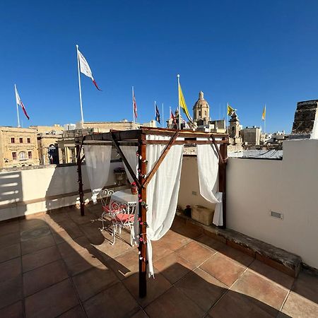 The Knight - Heritage & Art Home At Birgu Square Esterno foto