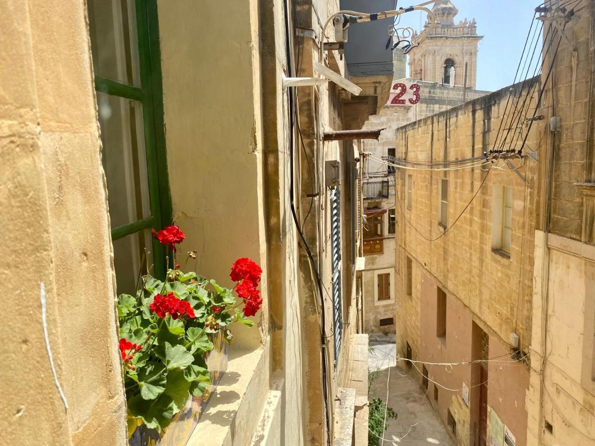 The Knight - Heritage & Art Home At Birgu Square Esterno foto