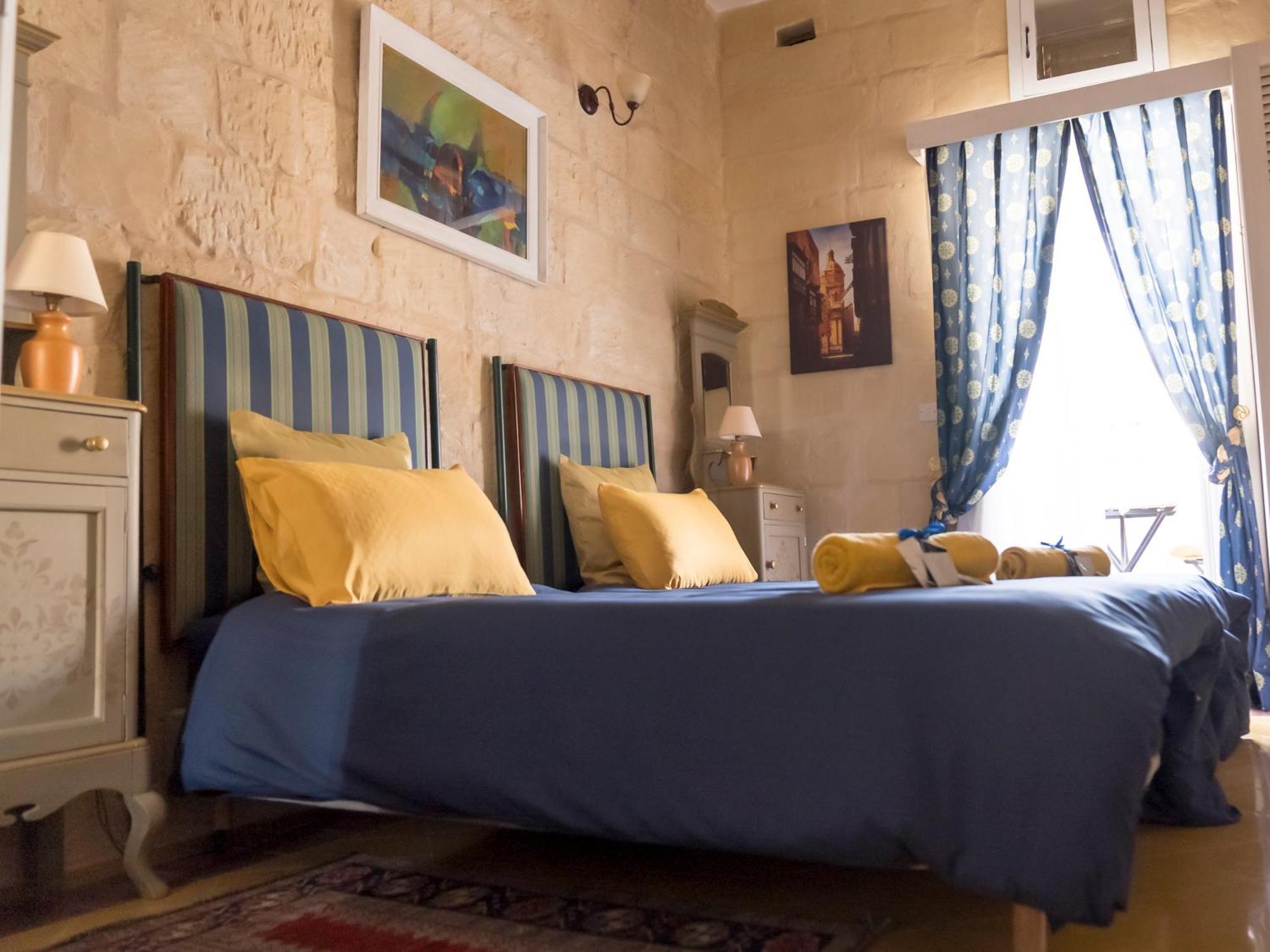 The Knight - Heritage & Art Home At Birgu Square Esterno foto