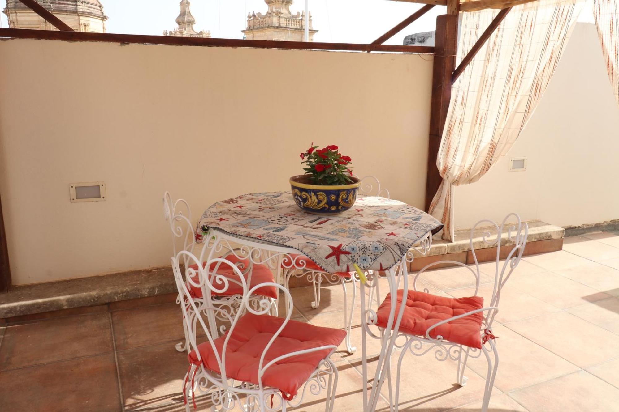 The Knight - Heritage & Art Home At Birgu Square Esterno foto