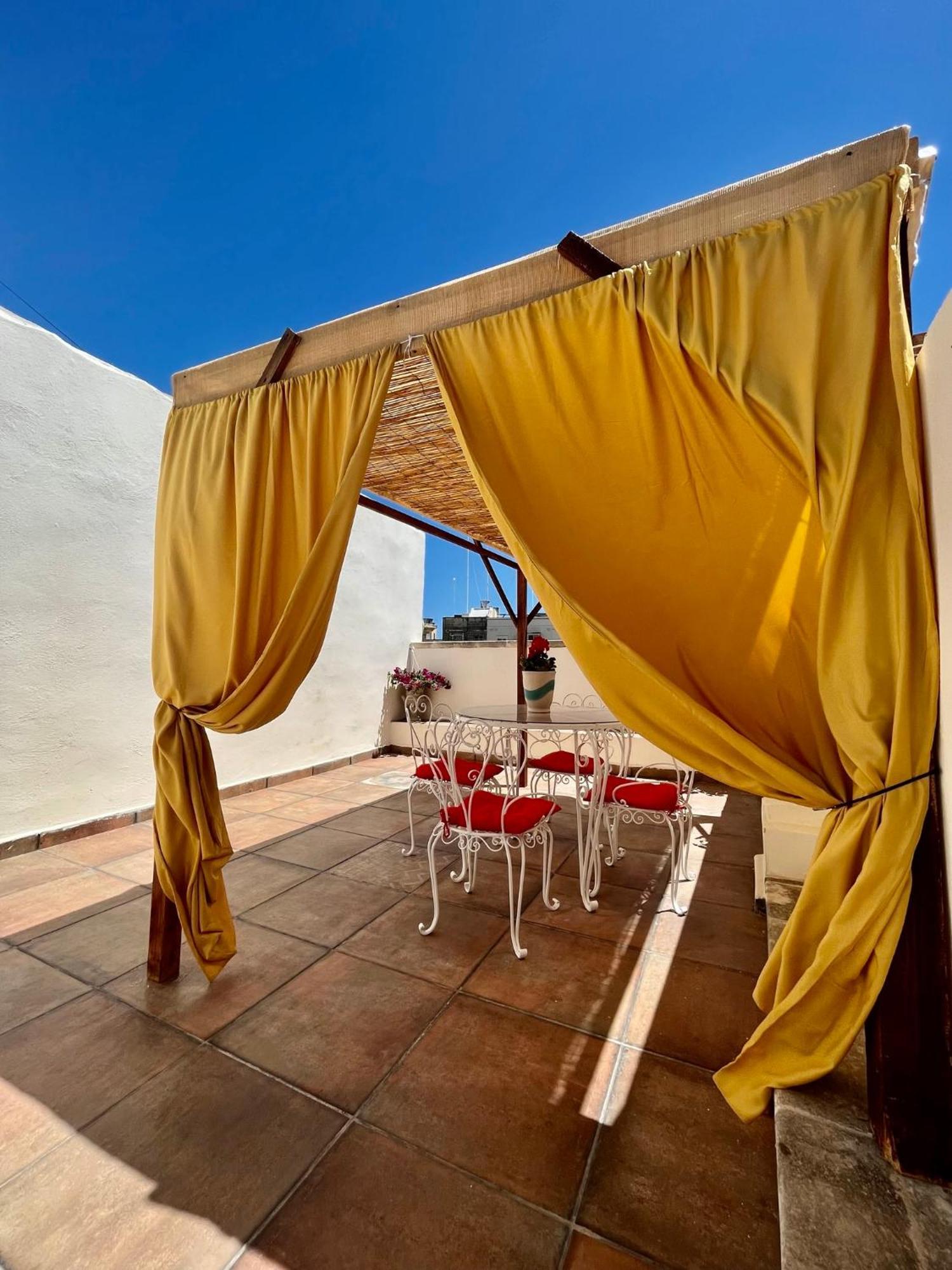 The Knight - Heritage & Art Home At Birgu Square Esterno foto