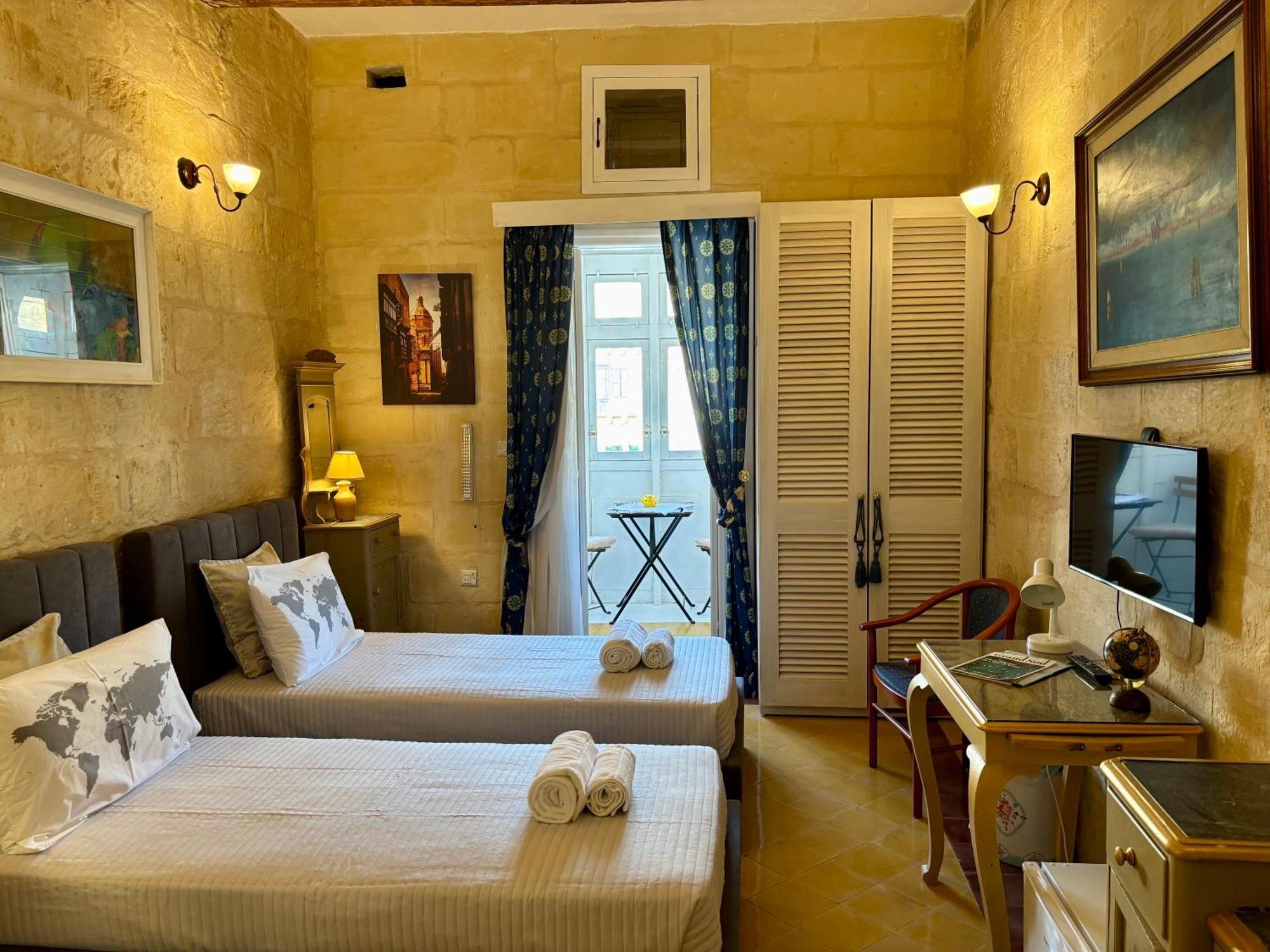 The Knight - Heritage & Art Home At Birgu Square Esterno foto