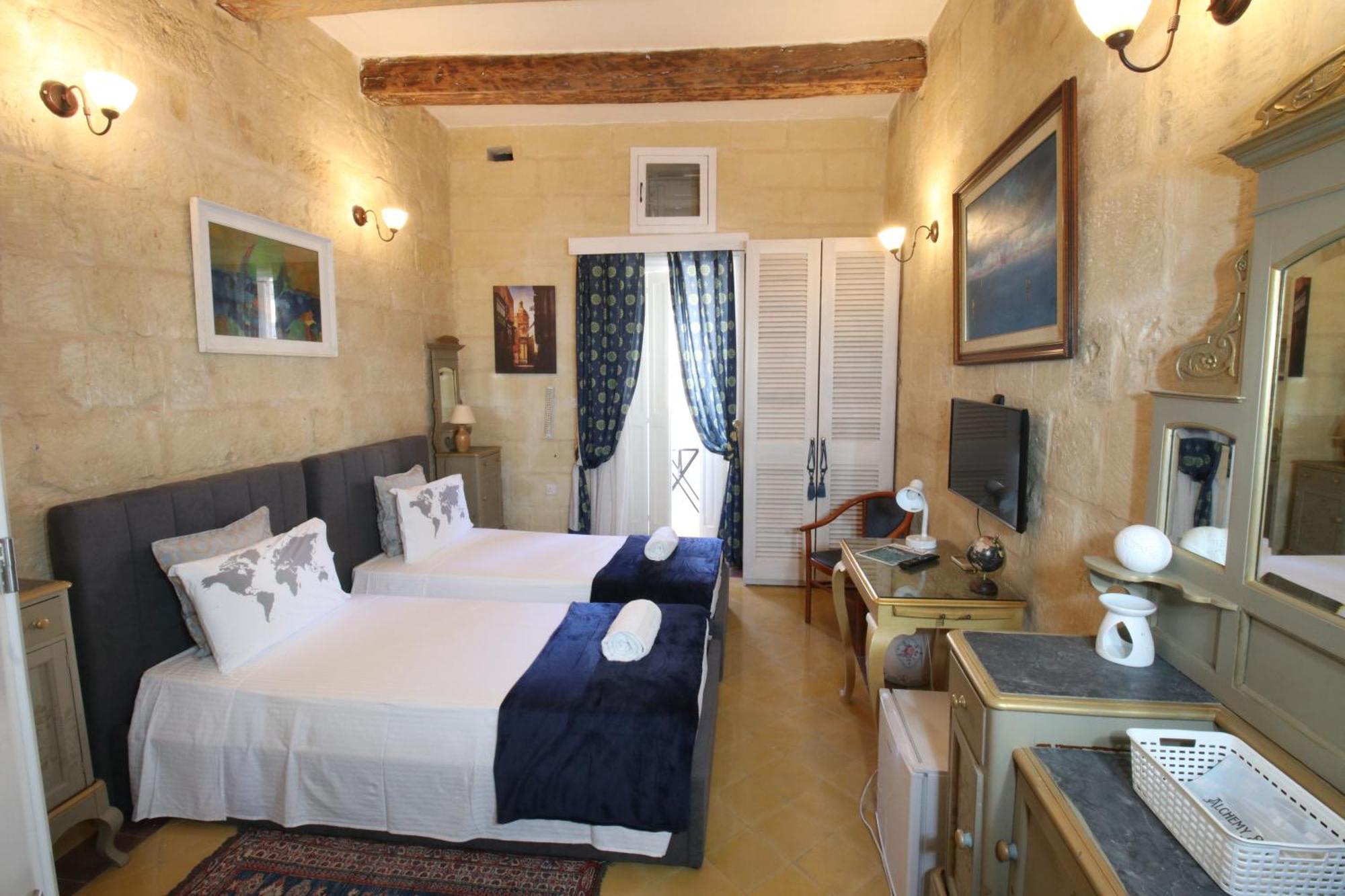 The Knight - Heritage & Art Home At Birgu Square Esterno foto